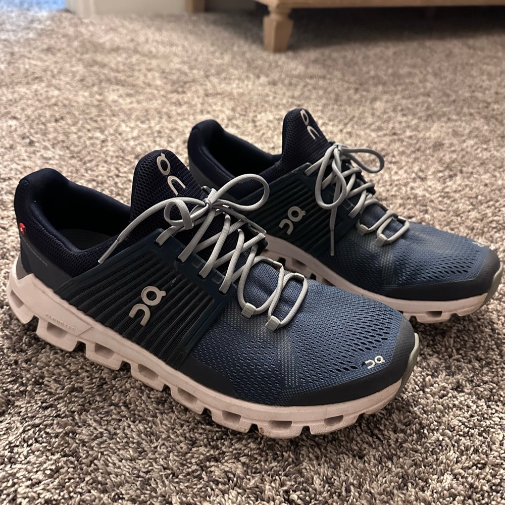 On Running Navy 11.5